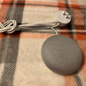 Google Home Mini
